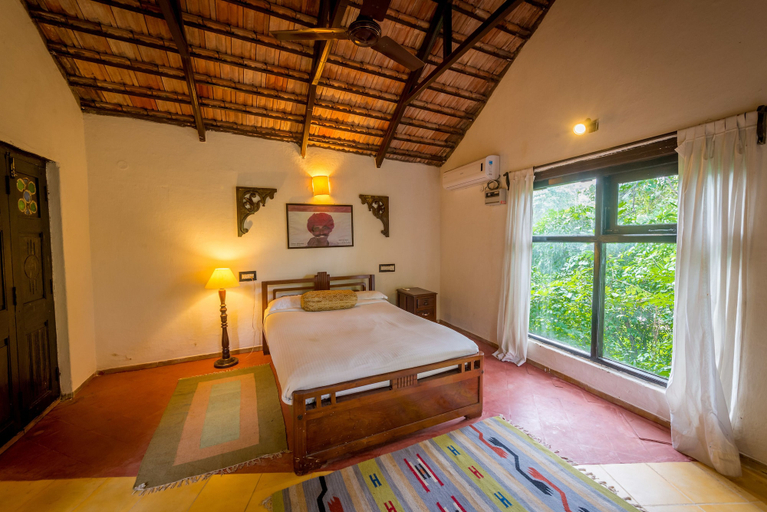 Bedroom 4, Mahua Vann Pench, Seoni