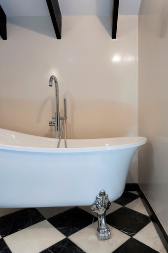 Bathroom 5, Villa Brown Jerusalem