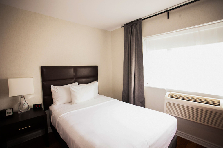 Bedroom 25
