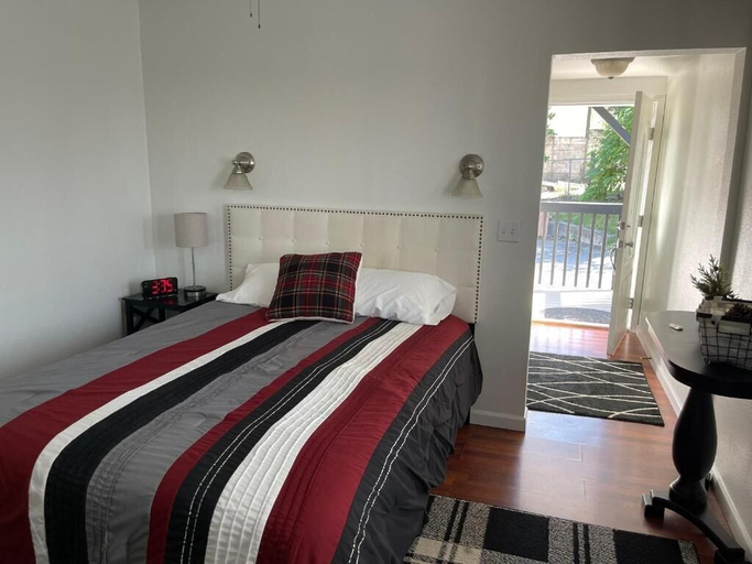 Bedroom 4, St. Maries Inn, Benewah