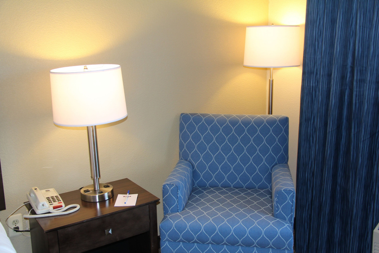 Bedroom 3, Best Western Port Huron Blue Water Bridge, Saint Clair