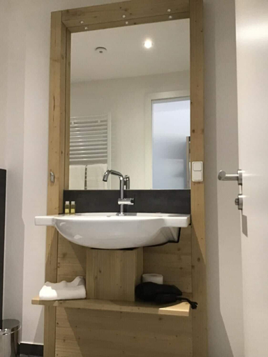 Bathroom 5, K1 Hotel Willingen, Waldeck-Frankenberg