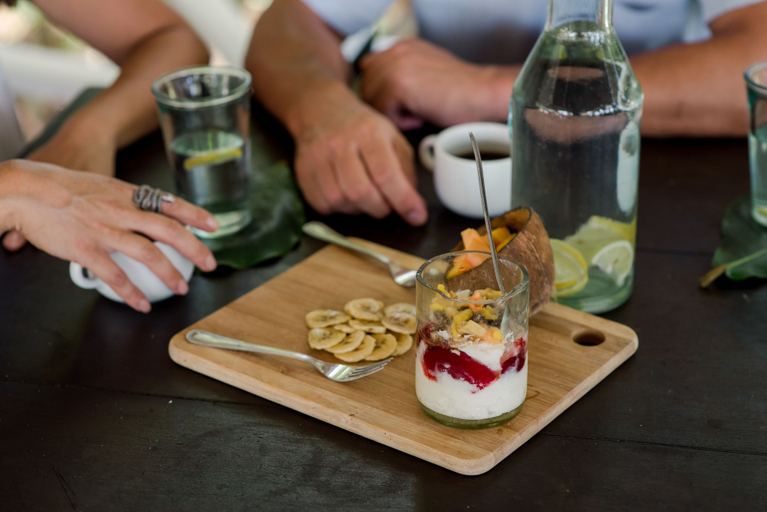 Food & Drinks 5, ECO Lifestyle & Lodge