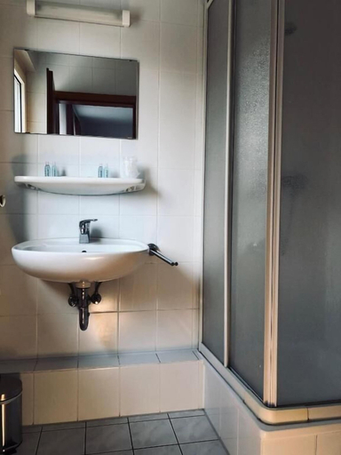 Bathroom, Hotel Mivano Lehrte, Region Hannover