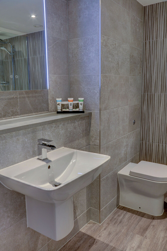 Bathroom 4, Best Western Nottingham Derby, Derbyshire