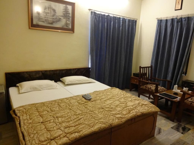 Bedroom 2, Hotel Grace, Gwalior