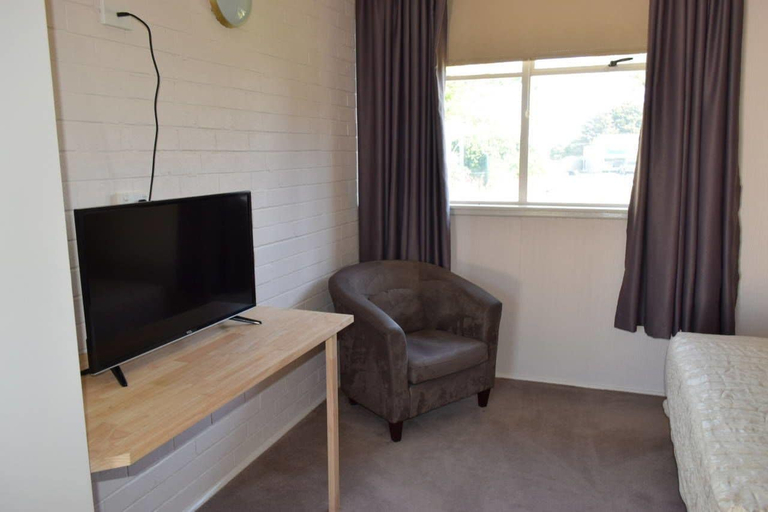 Others 5, Lake Bolac Motel, Ararat