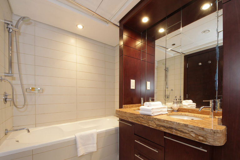 Bathroom 4, Piks Key - Burj Views B, Dubai
