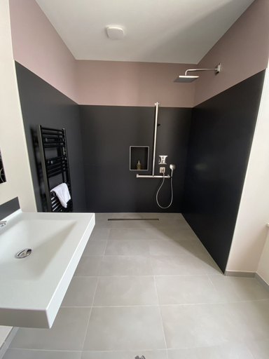 Bathroom 4, Villa Ma Tis, Vendée