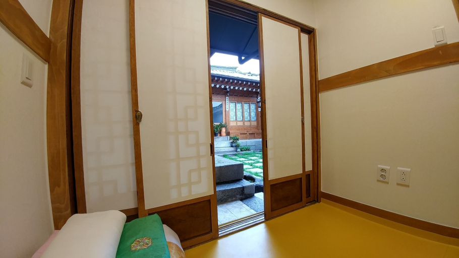 Bedroom 3, So Hyeon Dang Hanok Guesthouse, Jongno