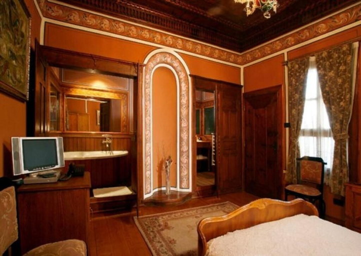 Bedroom 2, Old Legends, Plovdiv