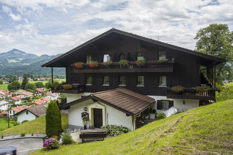 Exterior & Views 2, Ferienwohnanlage Bergschlössl, Rosenheim