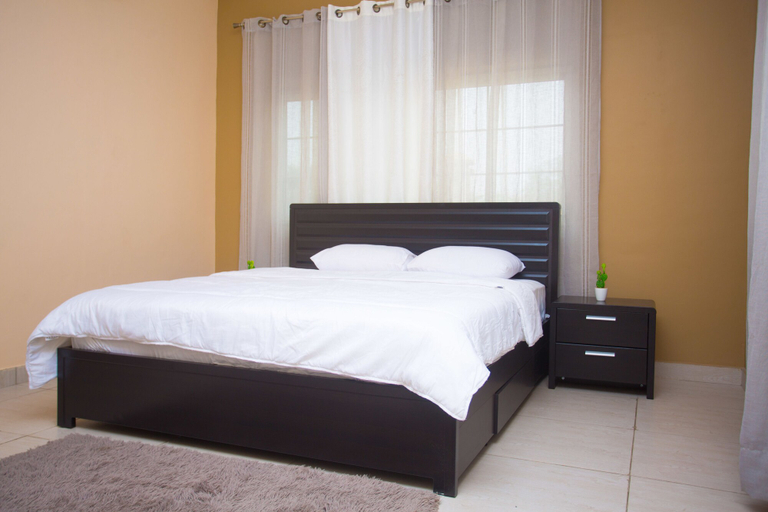 Bedroom 2, Nkrabea Royal Apartmento, Accra