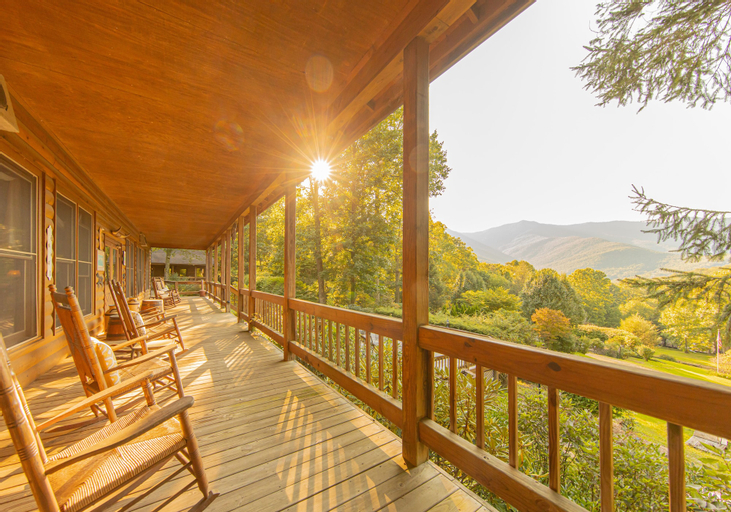 Mount Mitchell Eco Retreat, Yancey