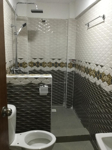 Bathroom 4, Oriental Palace Hotel, Mwea