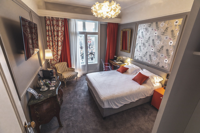 Bedroom 2, Grand Hotel Bellevue, Nord