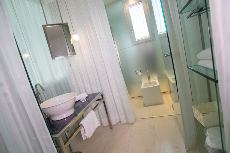Bathroom 5, Hotel San Marino iDesign