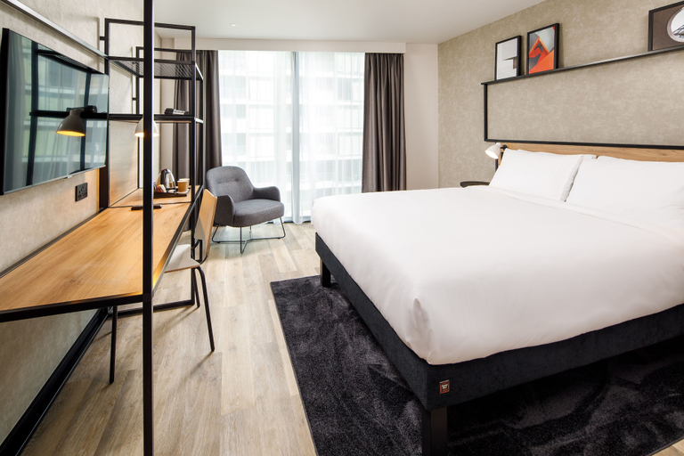 Bedroom 1, ibis London Sutton Point, London