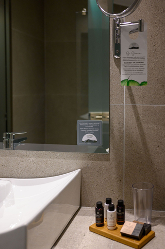 Bathroom 5, DENTHIS, Peloponnese