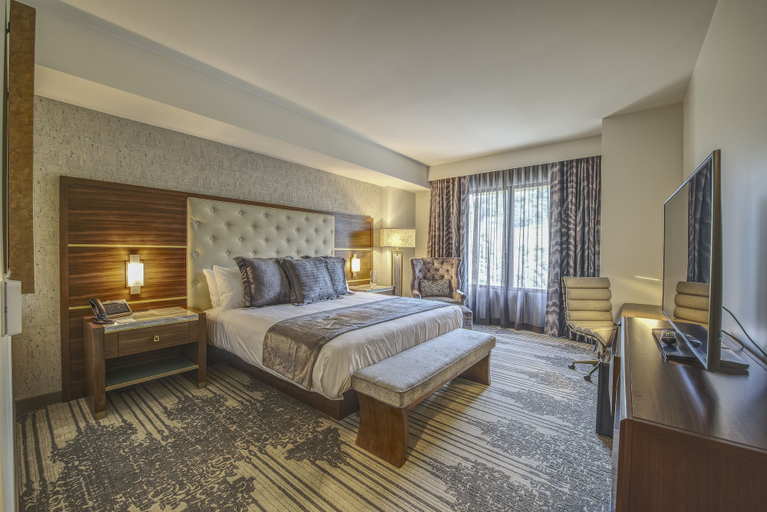 Bedroom 4, Legacy Resort Hotel & Spa, San Diego