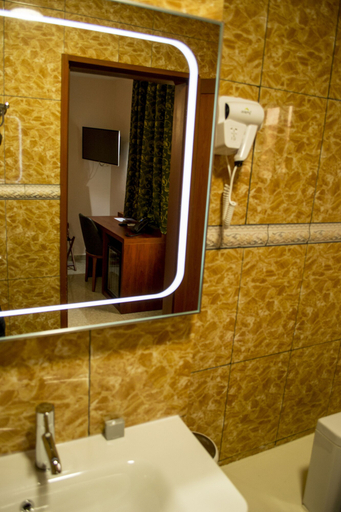 Bathroom 3, Hotel Jouvence International, Mfoundi