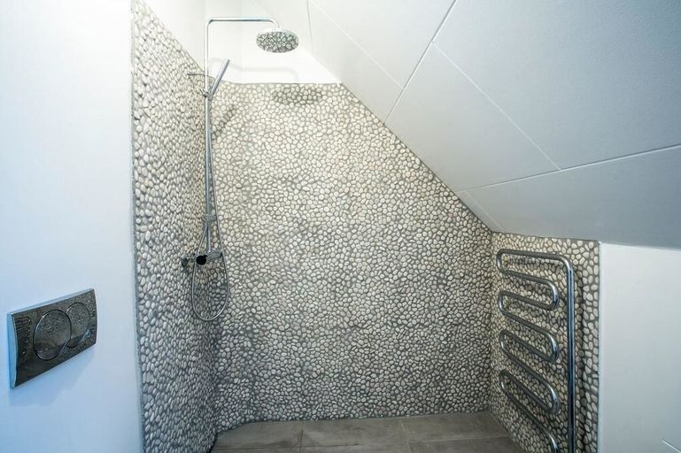 Bathroom 4, Penthouse downtown Free parking, Reykjavík