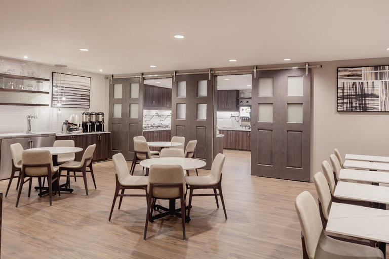 Food & Drinks 5, Residence Inn by Marriott Loma Linda Redlands, San Bernardino