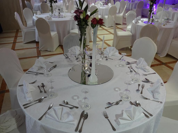 Food & Drinks 4, Qasr Al Sahab