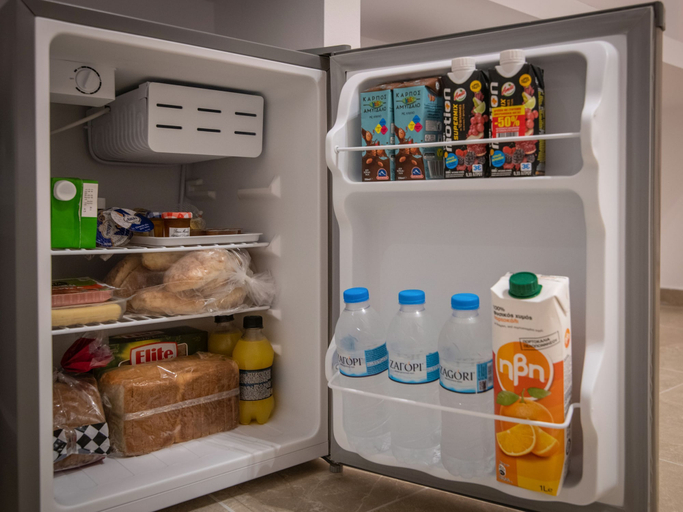 Food & Drinks, Suncourt Lux Rooms, Ionian Islands