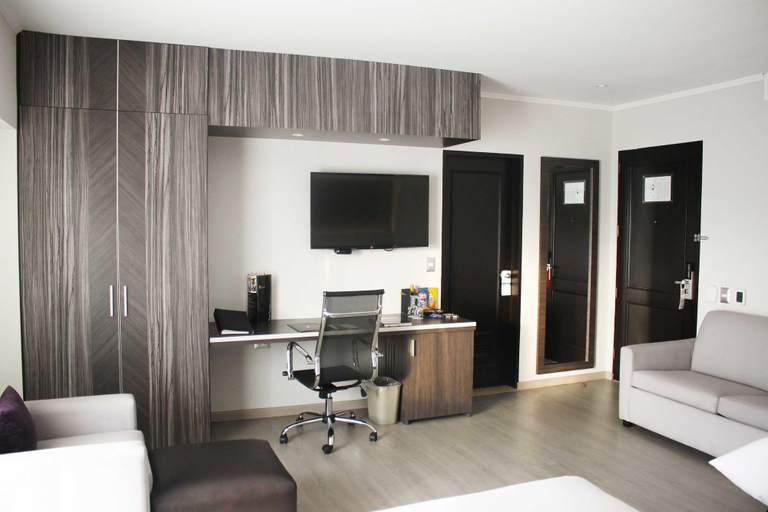 Bedroom 3, Sol de Oro Hotel & Suites, Lima