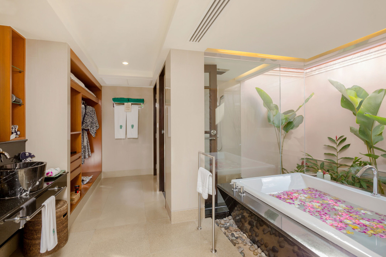 Bathroom 5, Banyan Tree Phuket, Phuket Island