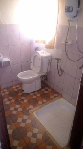 Bathroom 2, Nuel Residence entebbe, Entebbe