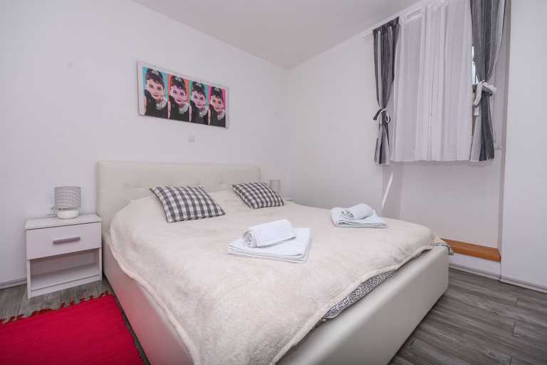 Bedroom 3, Tragos Lemon Tree, Trogir