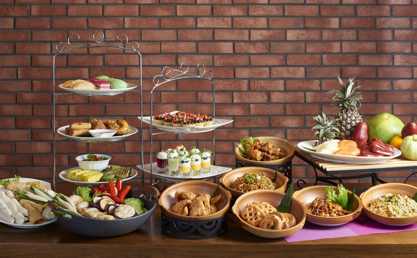 Food & Drinks 14