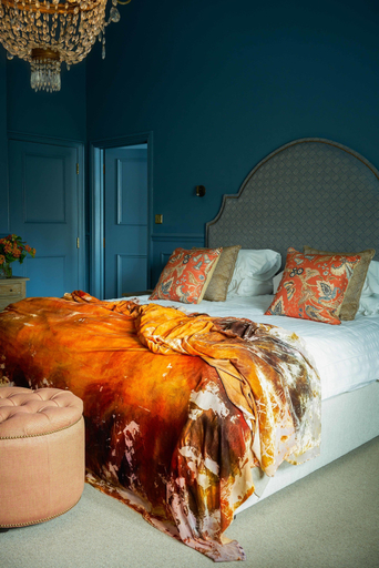 Bedroom 2, The Angel Inn, West Sussex