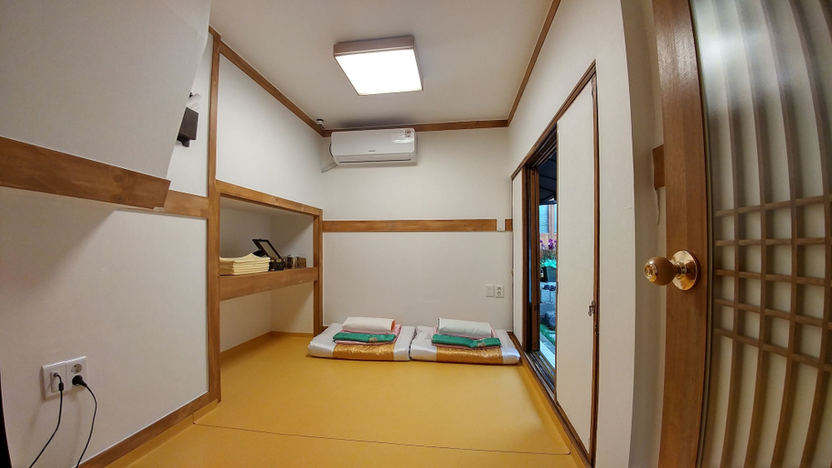 Bedroom 4, So Hyeon Dang Hanok Guesthouse, Jongno