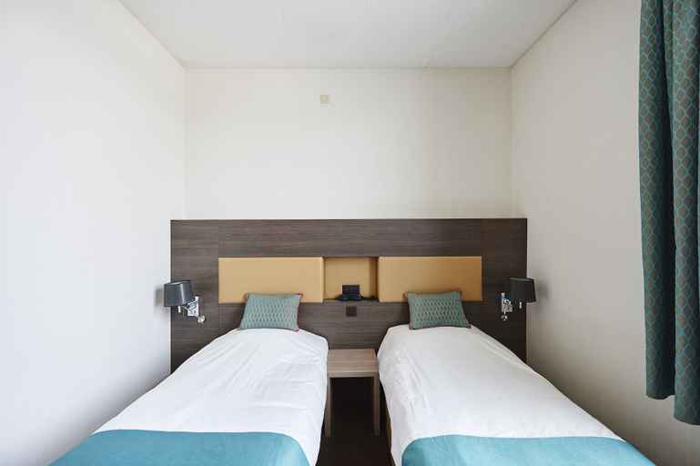 Bedroom 4, Grand Hôtel de Flandre, Namur