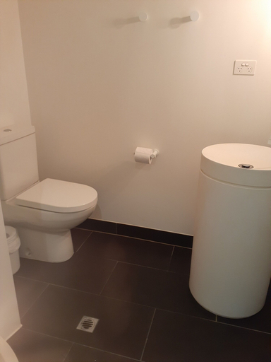 Bathroom 4, Top Floor Stunning Views, Melbourne