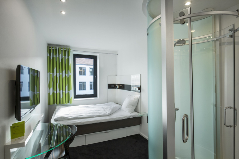 Bedroom 5, Wakeup Copenhagen Borgergade, Copenhagen