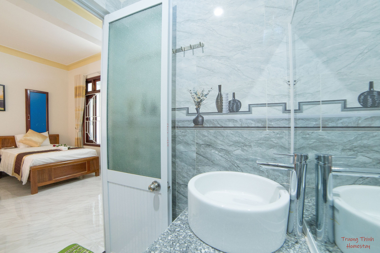 Bathroom 5, Truong Thinh Homestay, Da Nang