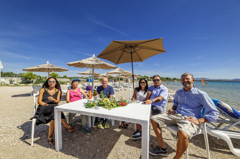 Food & Drinks 4, Olive Garden Camp Resort, Šibenik