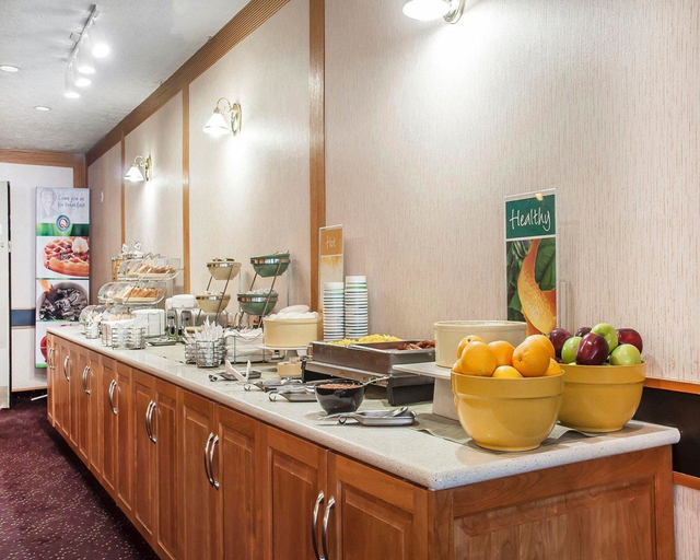 Food & Drinks 5, Quality Hotel Fallsview Cascade, Niagara