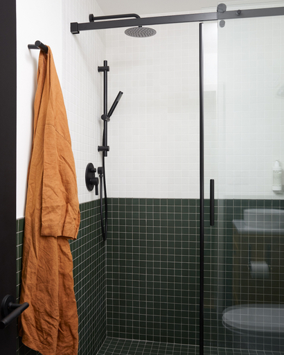 Bathroom 4, Somewhere Inn Calabogie, Renfrew