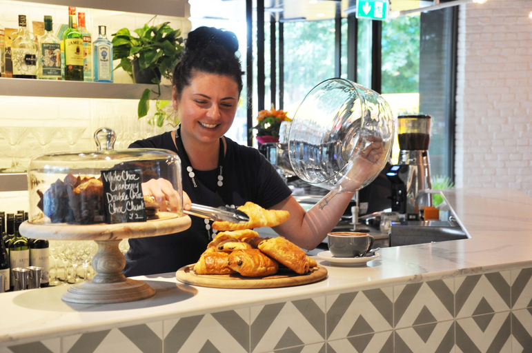 Food & Drinks 5, Second Nature Southampton Hometel, Southampton