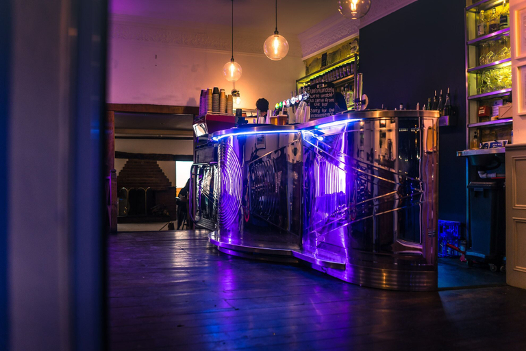 Food & Drinks 4, Caffeine & Machine, Warwickshire