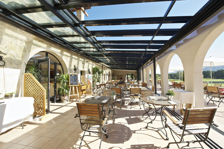 Food & Drinks 5, Le Château de Taulane, Var
