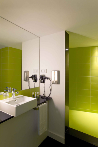 Bathroom 5, Hotel Gat Point Charlie Berlin, Berlin