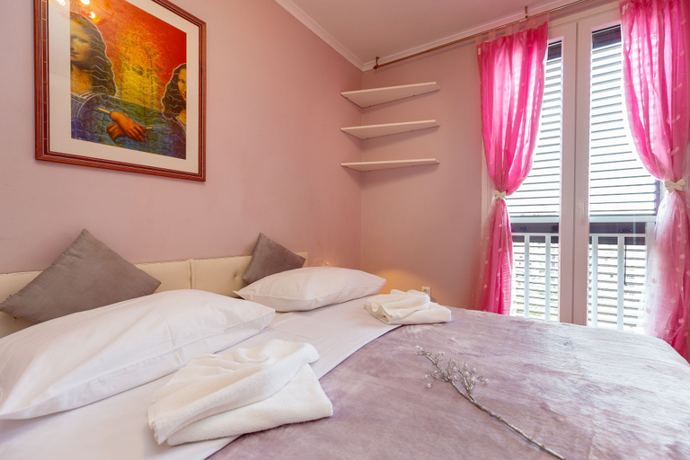 Bedroom 2, Skyscraper Apartment, Dubrovnik
