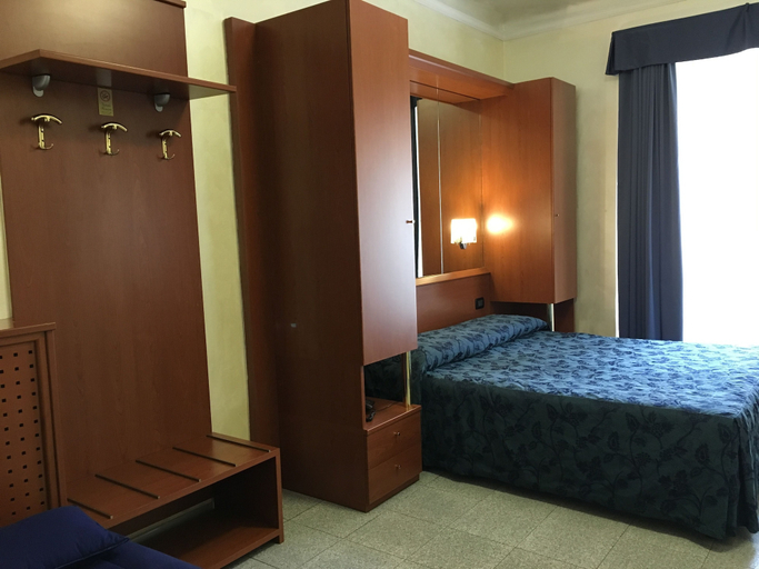 Bedroom 4, Hotel Aurora, Milano