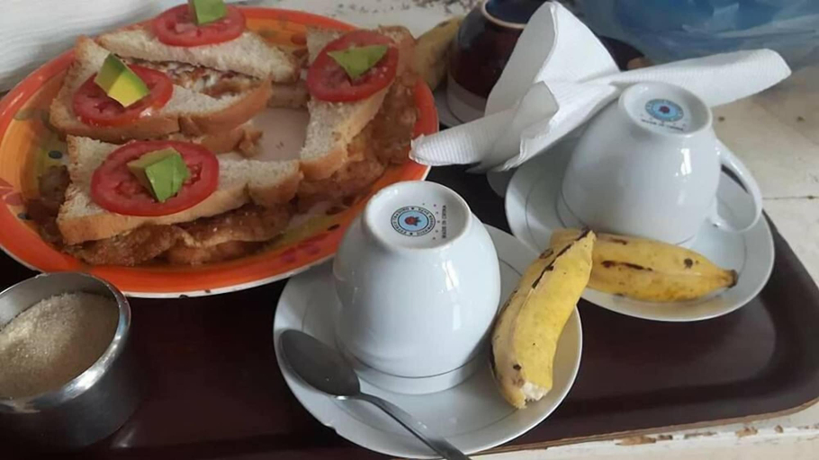 Food & Drinks 4, Verona Hotel, Kampala